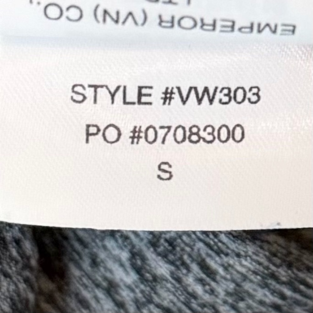 Vuori Performance DreamKnit Jogger
Pants in Heather Grey - Picture 12 of 12